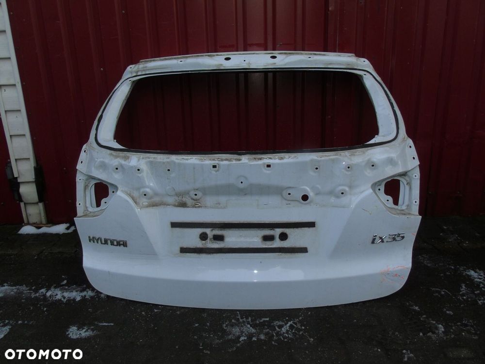 Hyundai IX35 klapa bagażnika 73700Y000 - 1