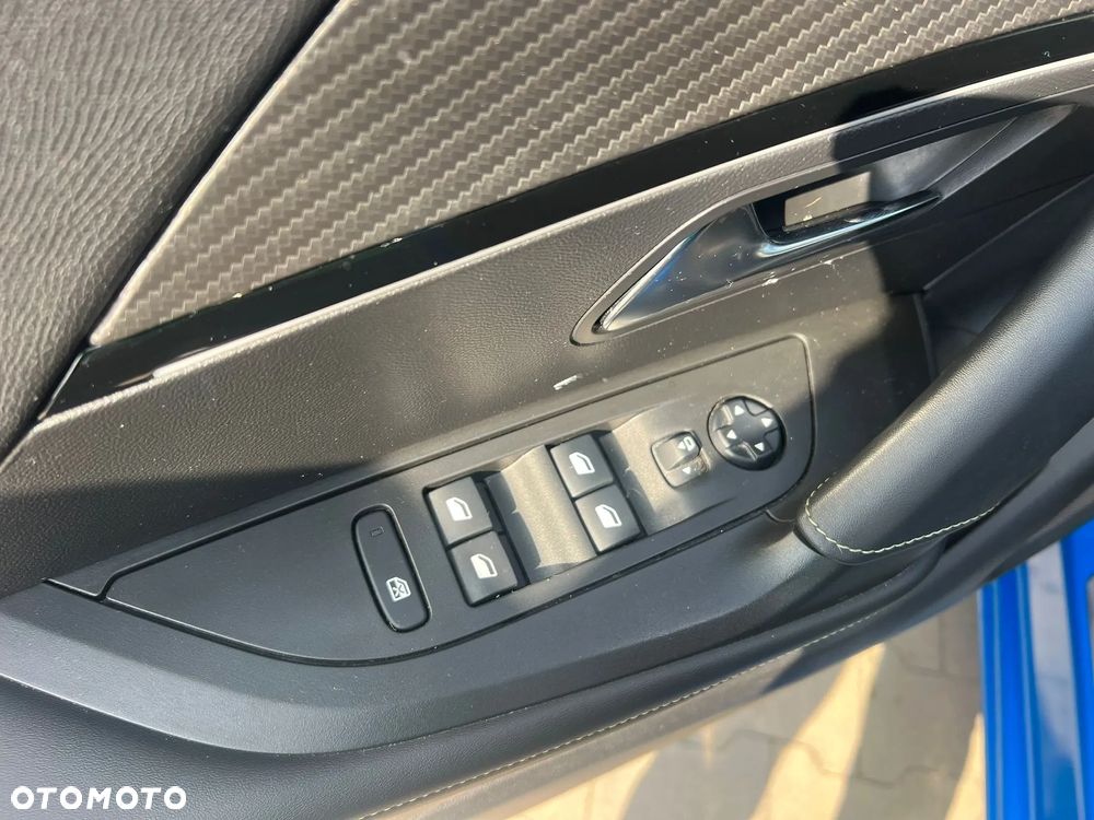 Peugeot 2008 1.2 PureTech GT Line S&S EAT8 - 14