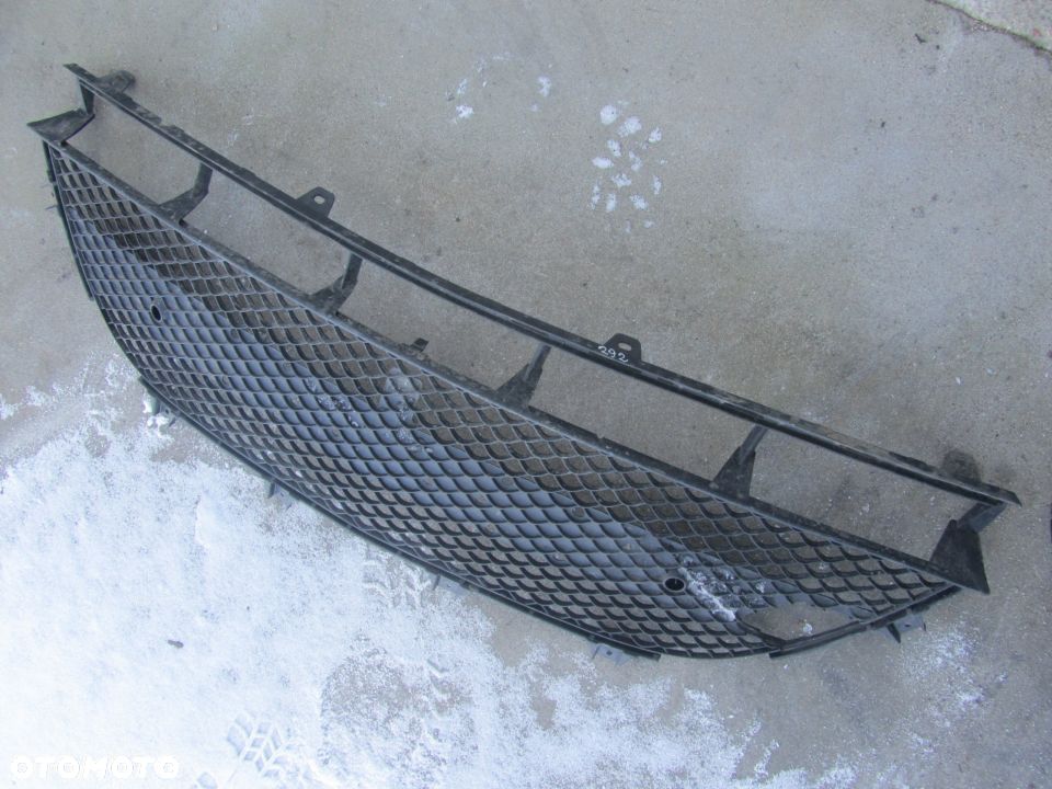 MERCEDES  GLE 253 kratka zderzaka przedniego AMG - 1