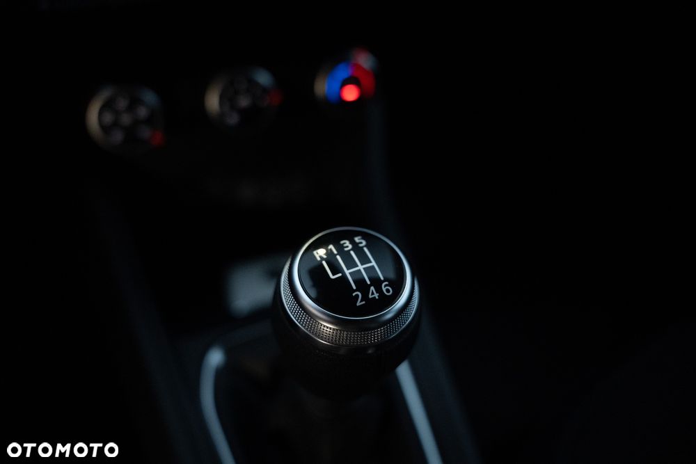 Renault Captur TCe 90 ZEN - 25