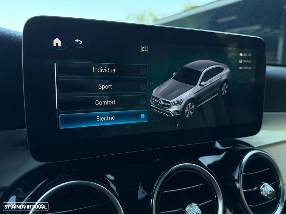 Mercedes-Benz GLC 300 de Coupé 4Matic - 60