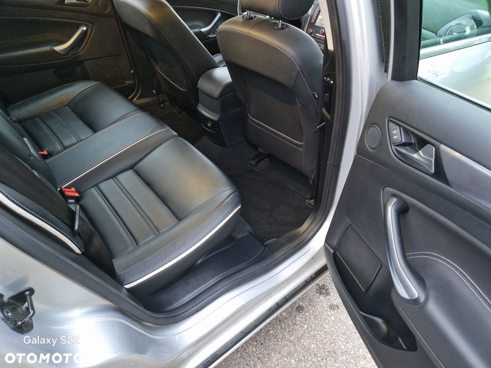 Ford Mondeo 2.0 TDCi Titanium S - 16