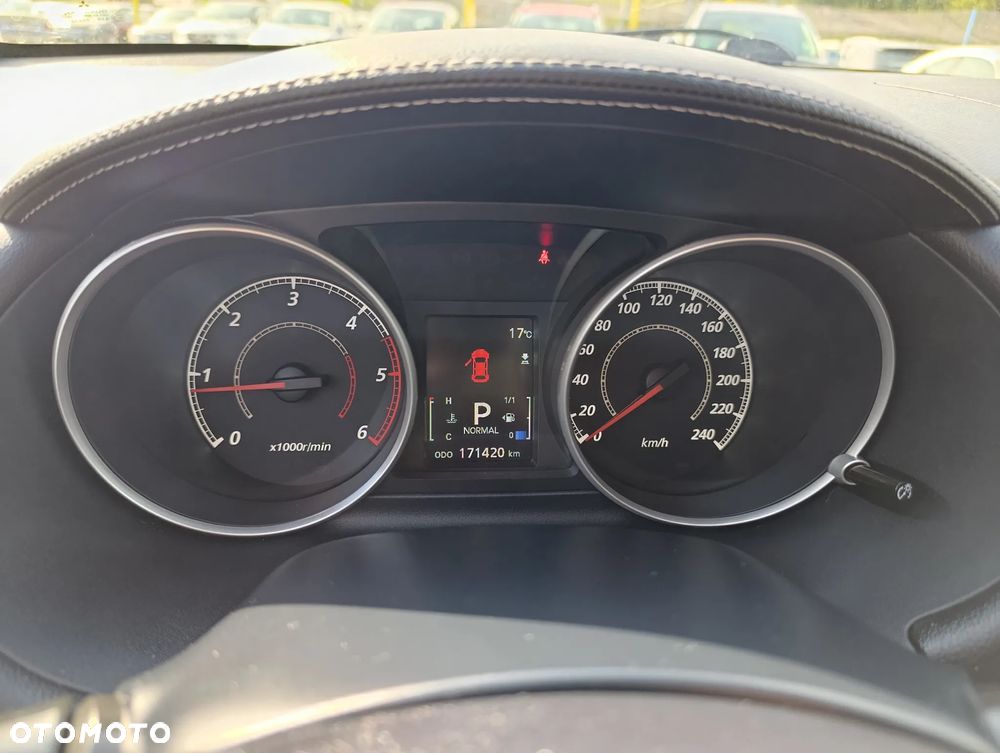 Mitsubishi Outlander 2.2 DI-D 4WD Automatik Invite - 23