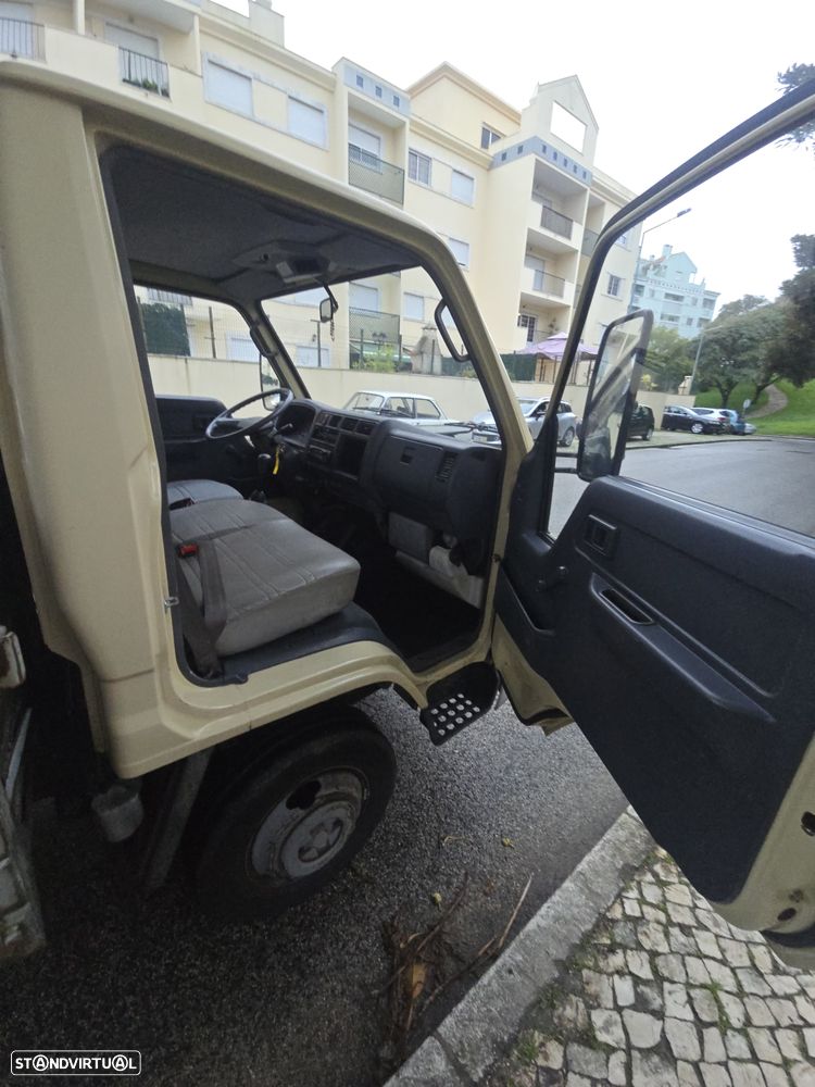 Toyota Dyna 150 - 17