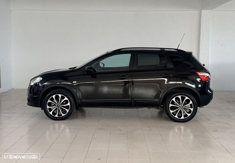 Nissan Qashqai 1.5 dCi TEKNA - 2