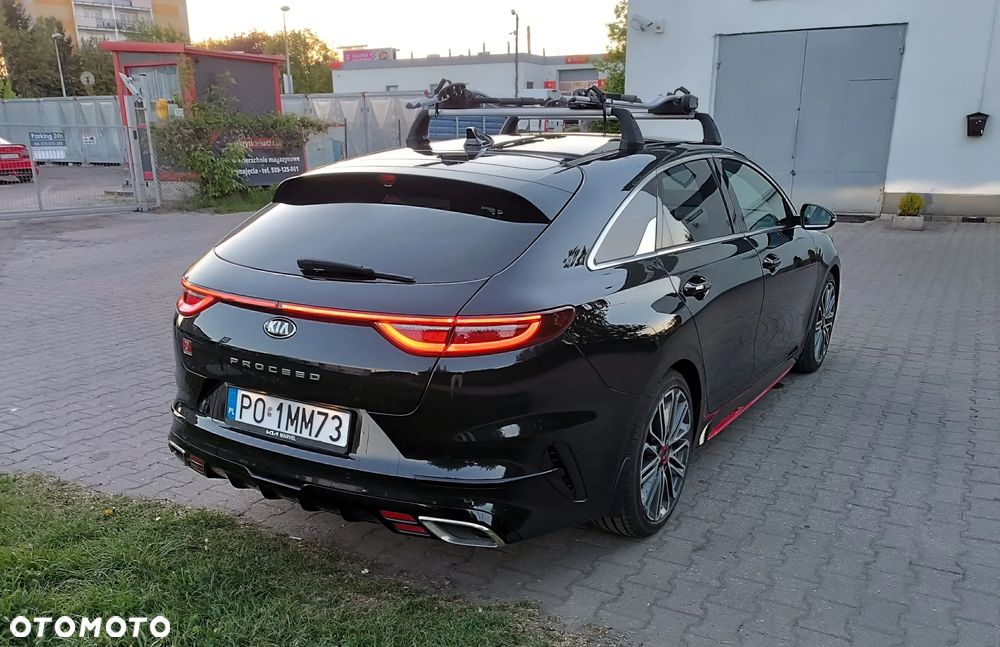 Kia ProCeed - 4