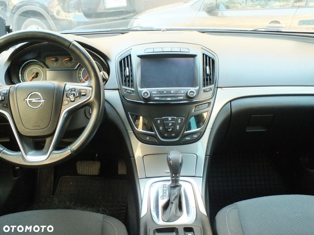Opel Insignia - 14