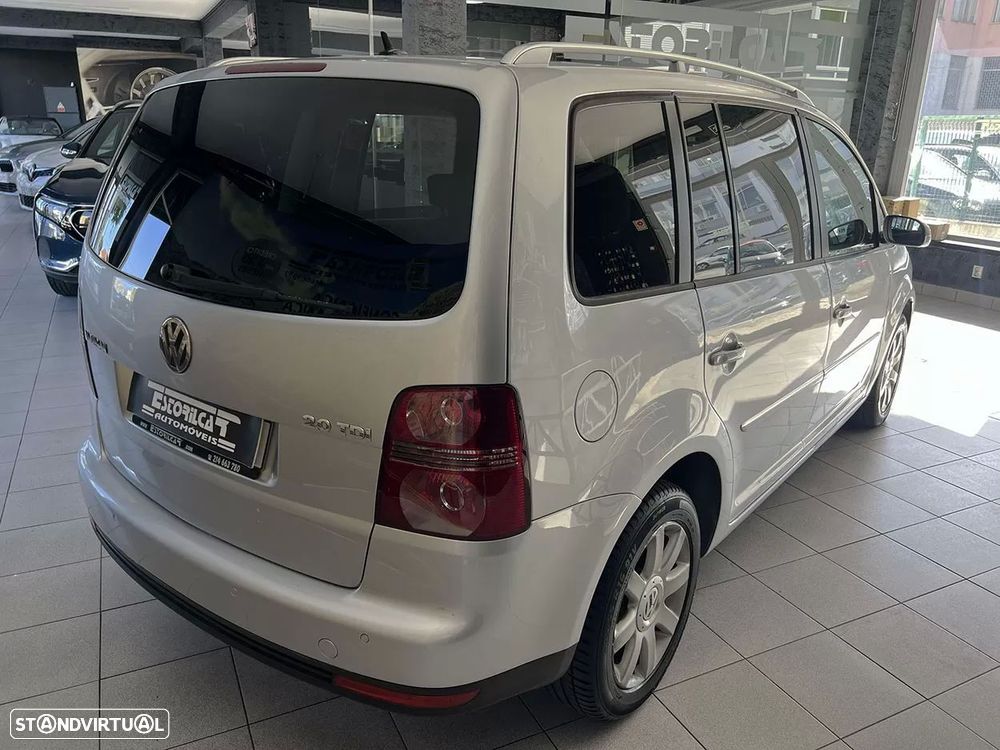 VW Touran 2.0 TDI Highline 7L - 5