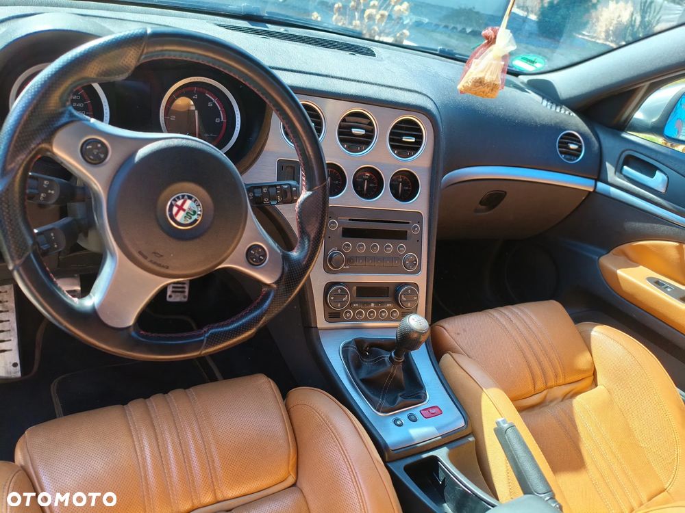 Alfa Romeo 159 2.4 JTDM 20V DPF ti - 10