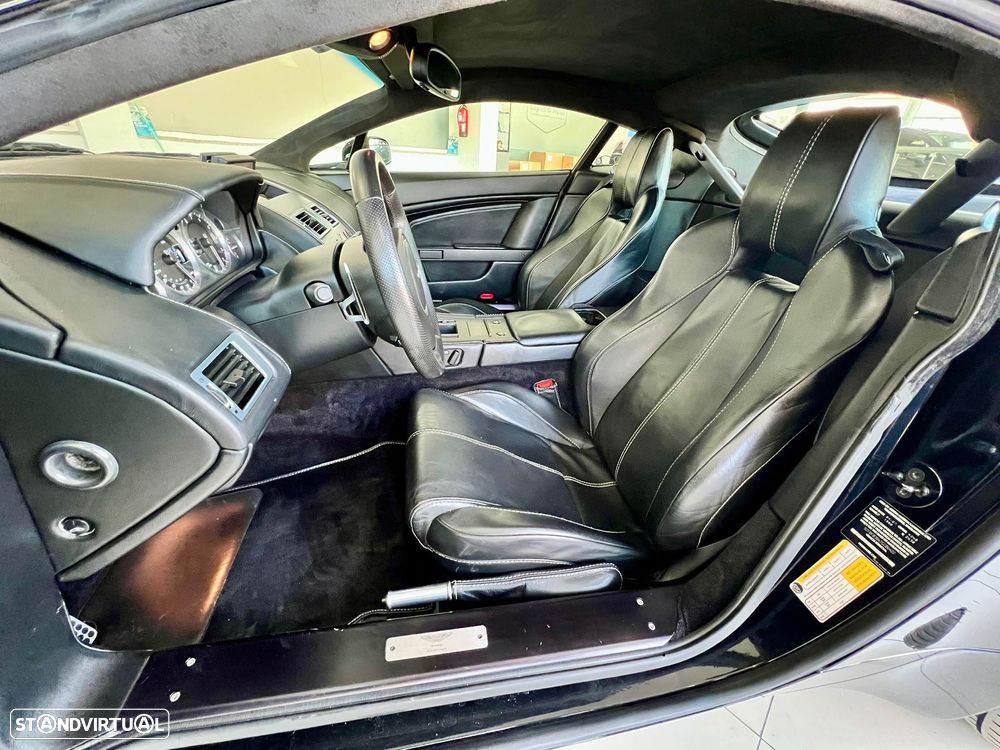 Aston Martin Vantage Coupe V8 Sportshift - 4