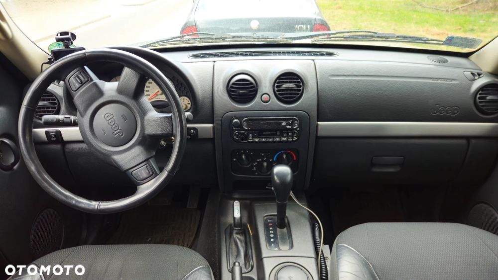 Jeep Cherokee 2.8L CRD Renegade - 8