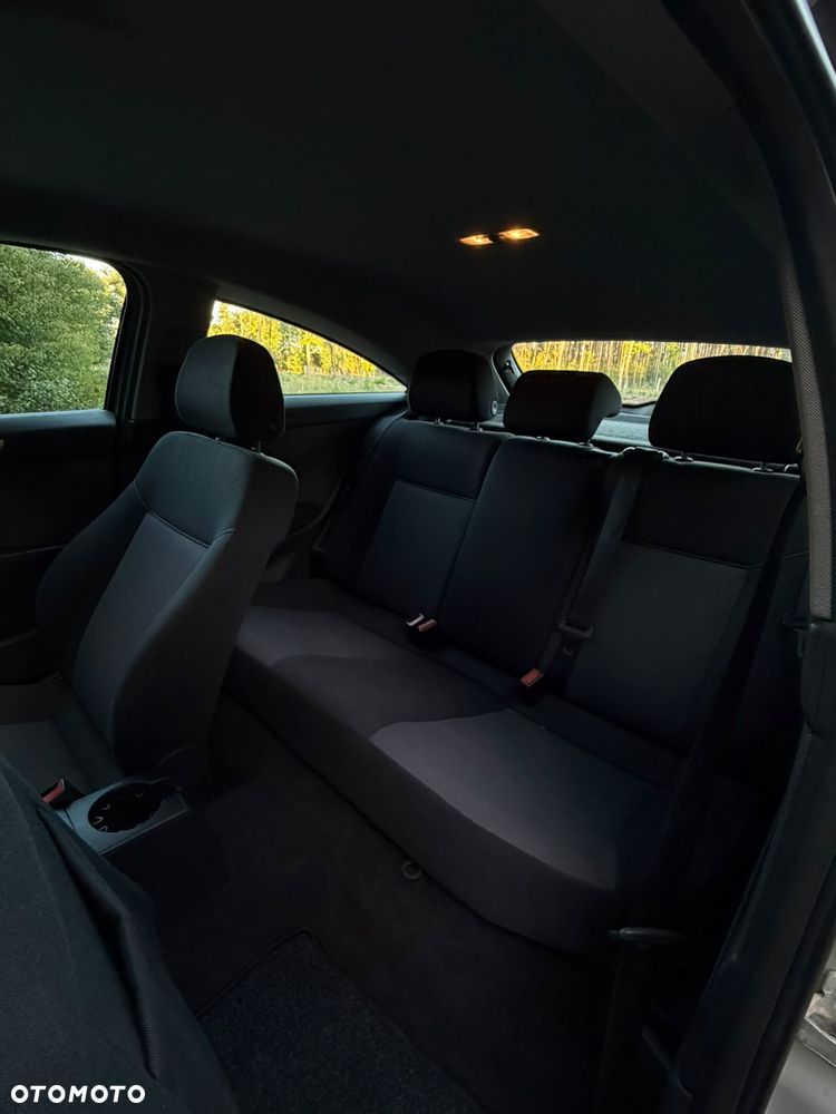 Opel Astra - 18