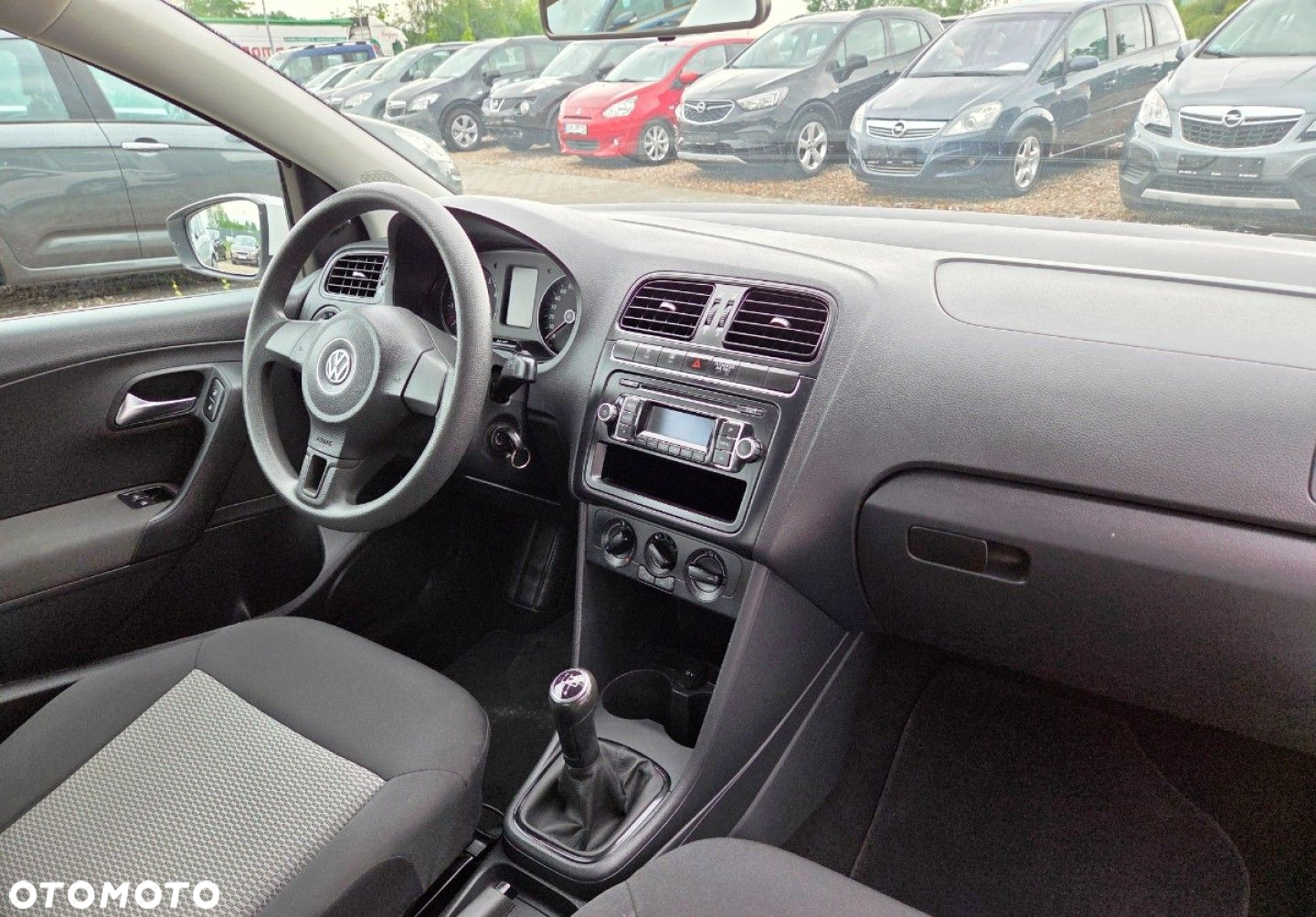 Volkswagen Polo - 16