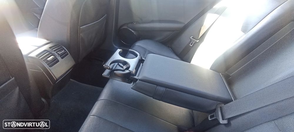 Mercedes-Benz C 220 CDi Avantgarde Aut. - 22