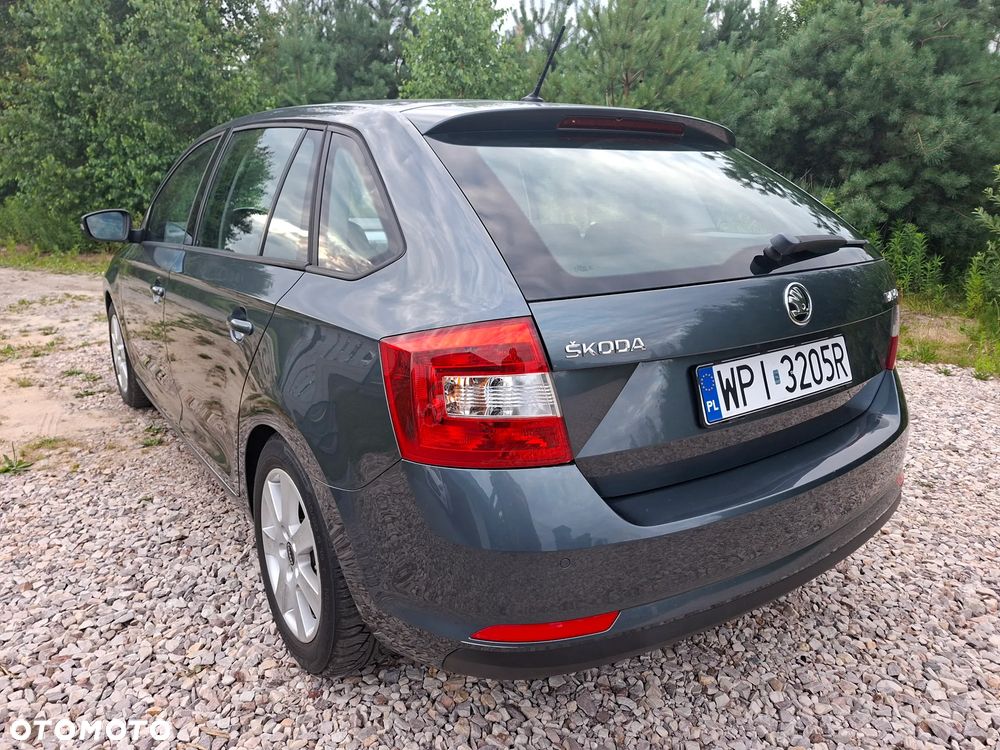 Skoda RAPID Spb 1.2 TSI Edition - 10