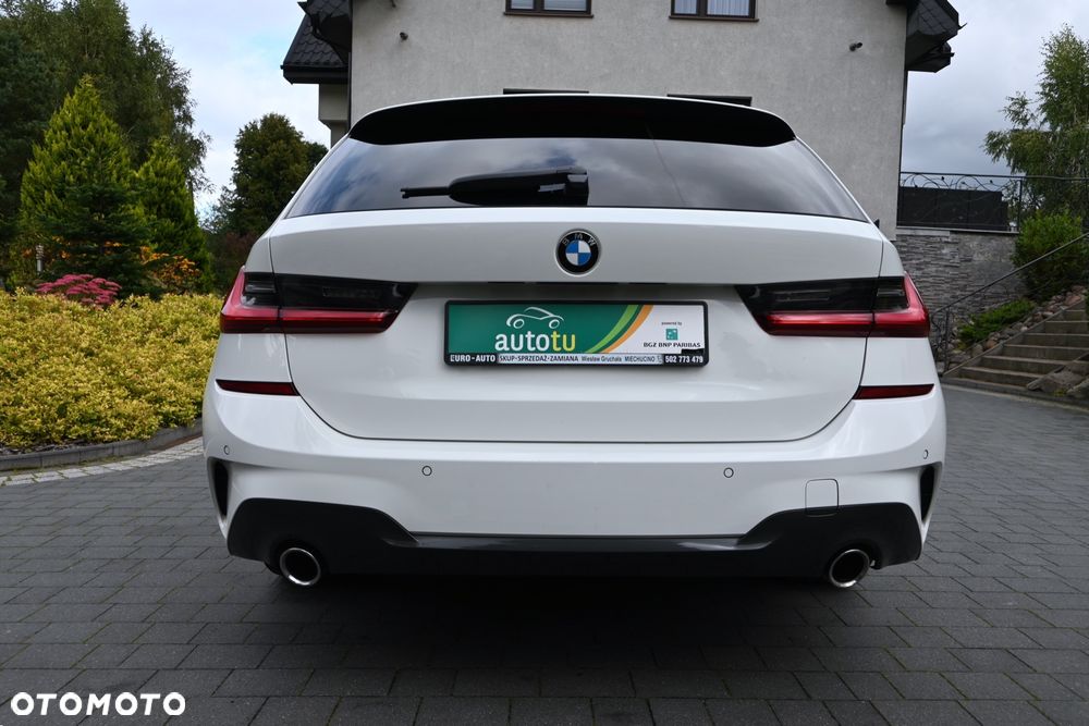 BMW Seria 3 320d xDrive Edition M Sport Shadow - 6