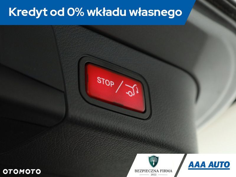 Mercedes-Benz EQB - 14