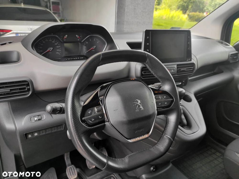 Peugeot Rifter 1.2 PureTech Allure S&S - 11