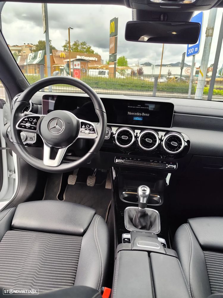 Mercedes-Benz CLA 180 d - 4