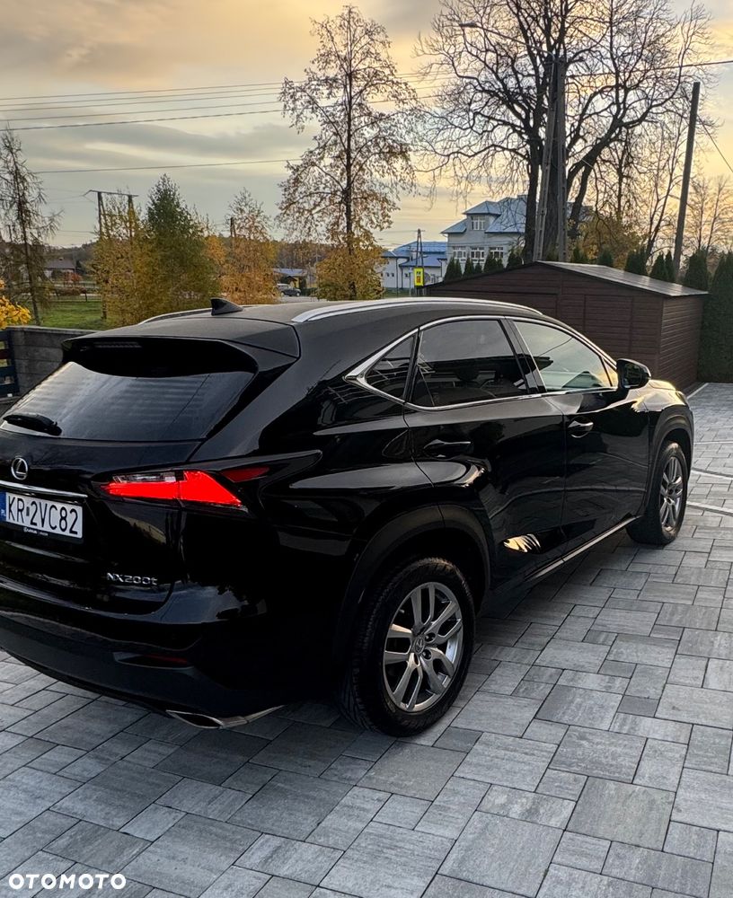 Lexus NX 200t Comfort AWD - 10