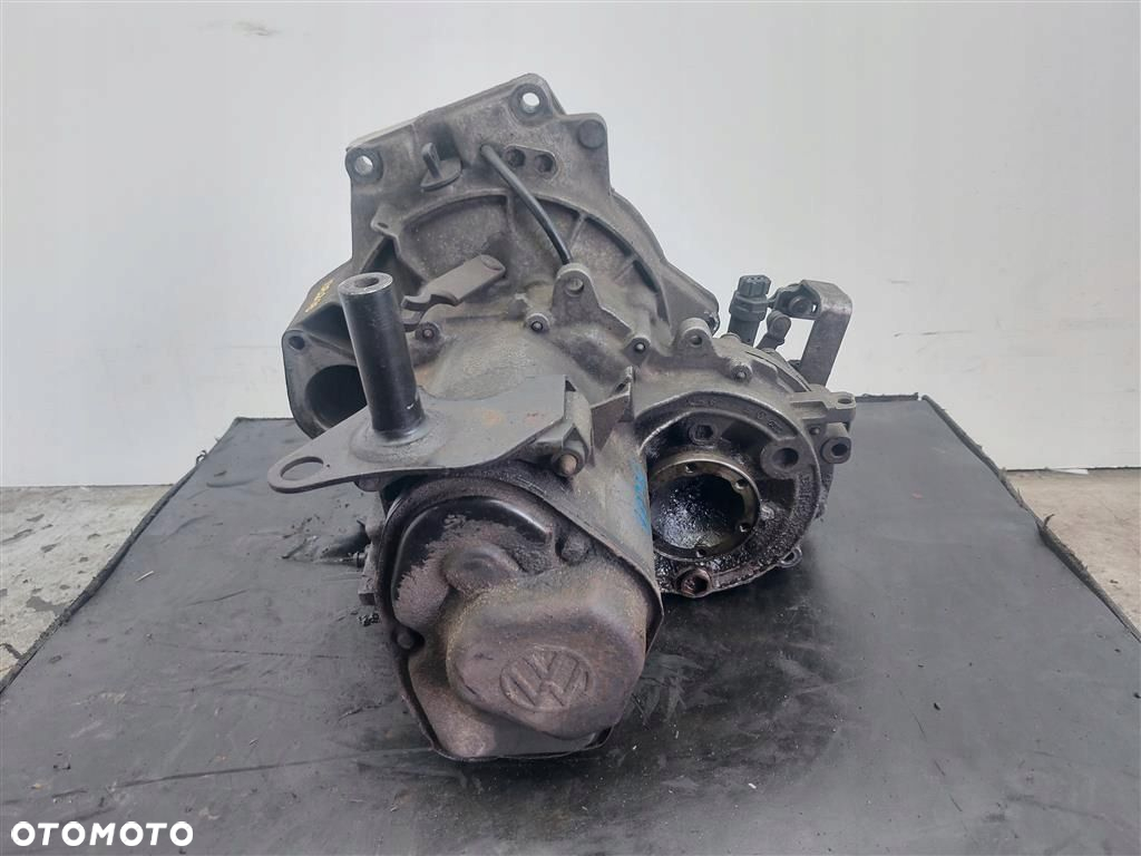 Skrzynia biegów Manualna VW Polo III KOD:DED 1.9SDI 62KM 1994-2001R - 4