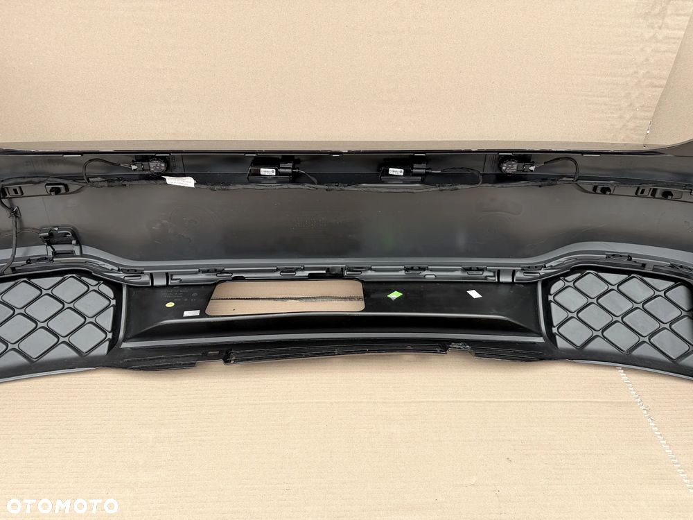 Zderzak tylny VW Golf VIII 8, 5H6 R-line Lift - tył BLACK - 12
