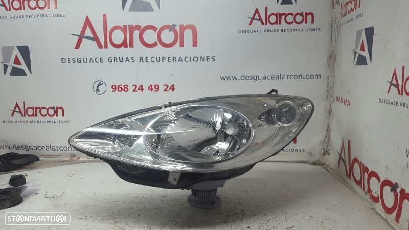 FAROL ESQUERDO PEUGEOT 1007 DOLCE - 1