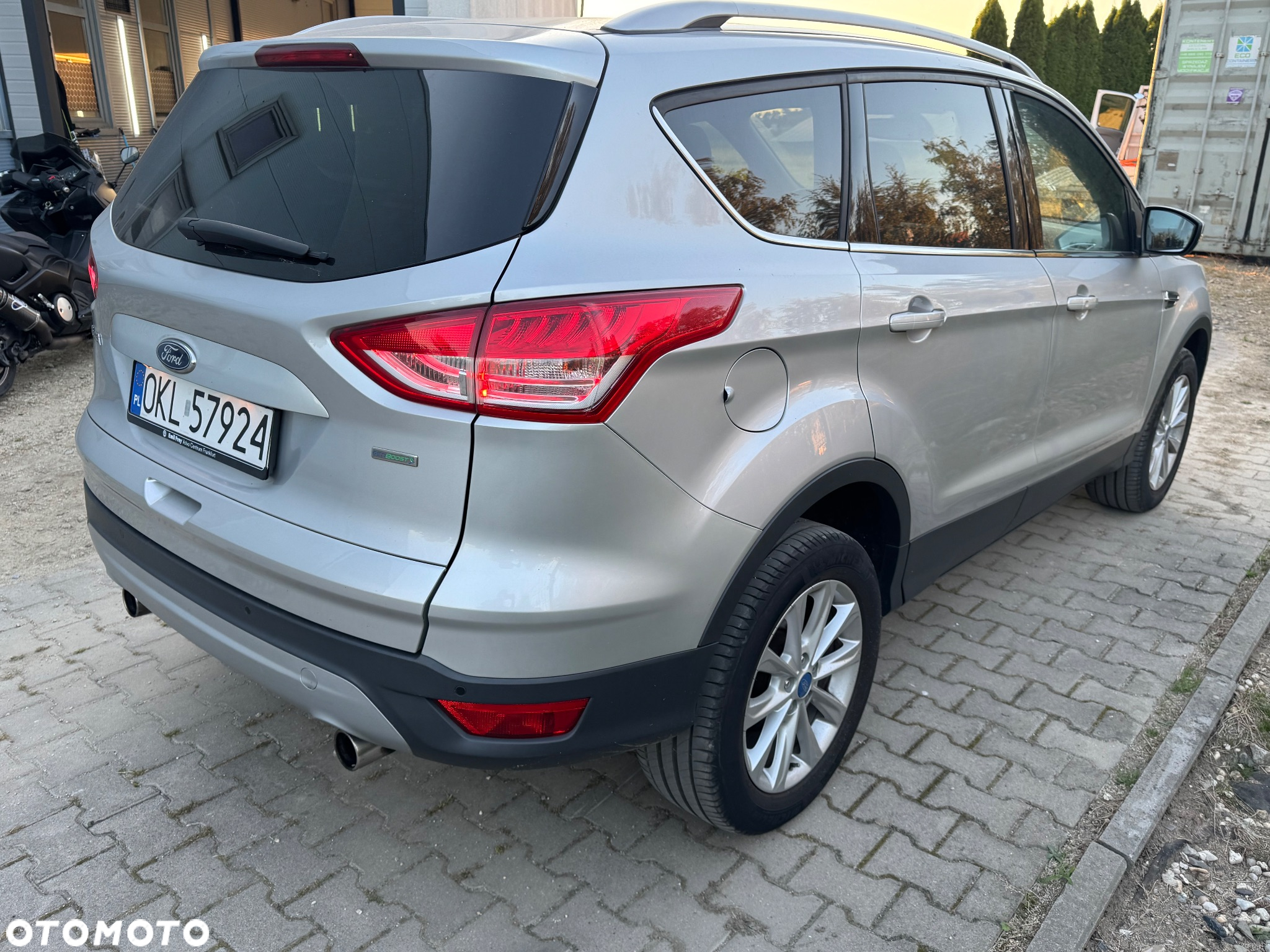 Ford Kuga 1.5 EcoBoost 4WD Titanium - 8
