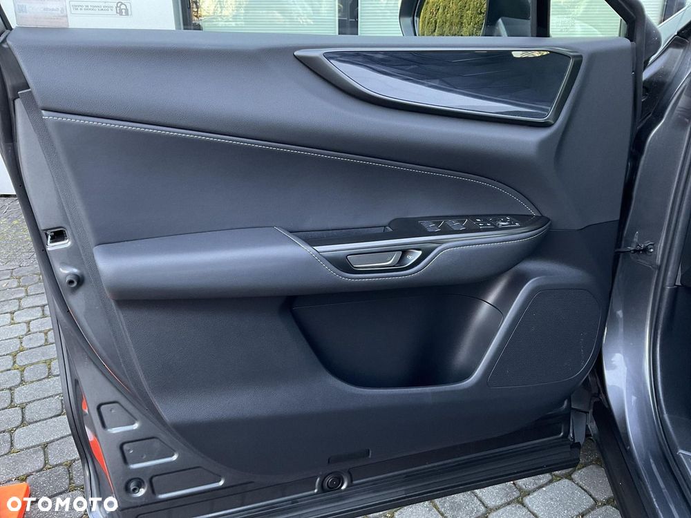 Lexus NX 350h Business AWD - 30