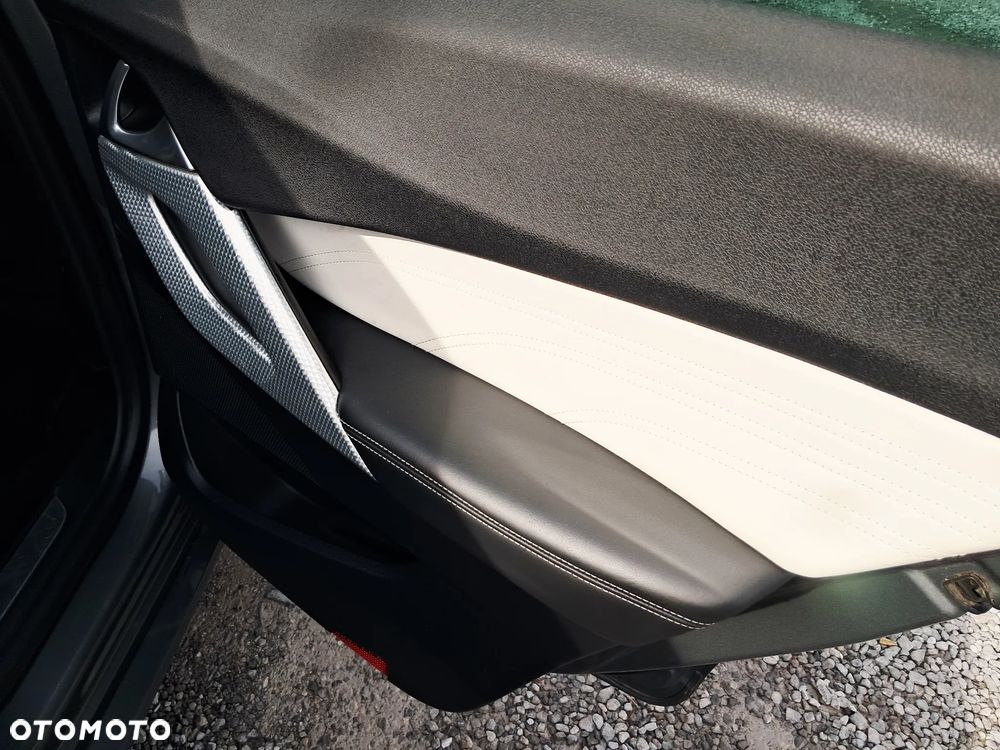 Citroën DS5 2.0 HDi Hybrid4 SoChic MCP - 24