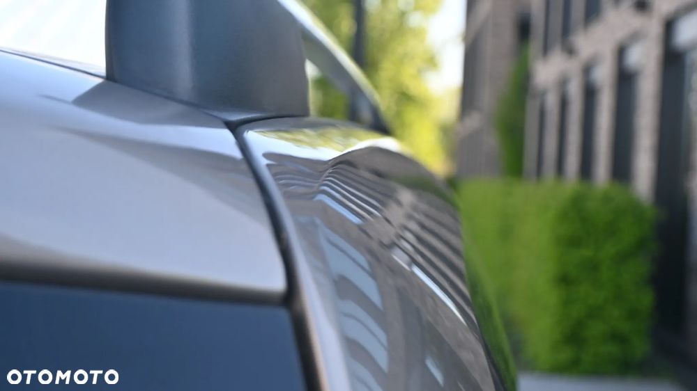 Ford Tourneo Courier 1.0 EcoBoost Titanium - 14