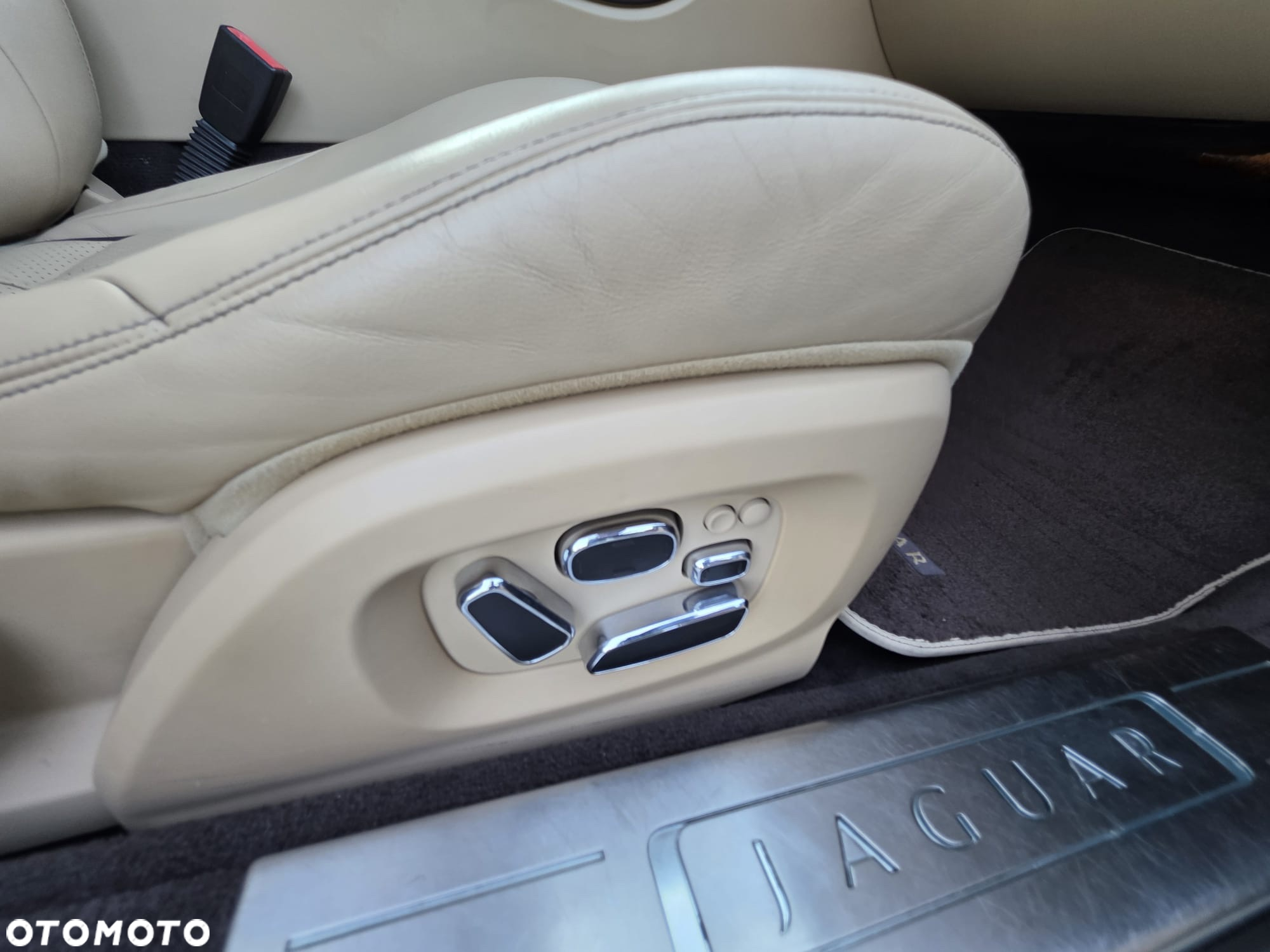 Jaguar XJ 3.0 D V6 Portfolio - 18