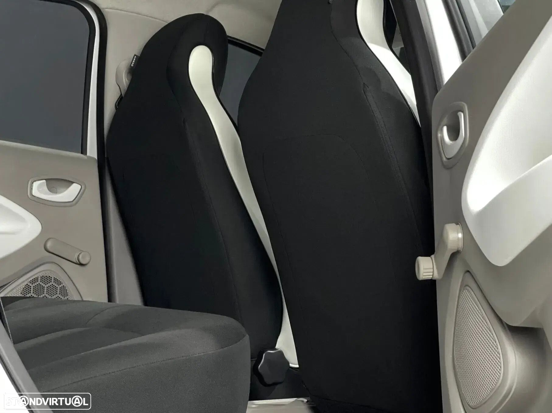Renault Zoe (c/ Bateria) Life - 10