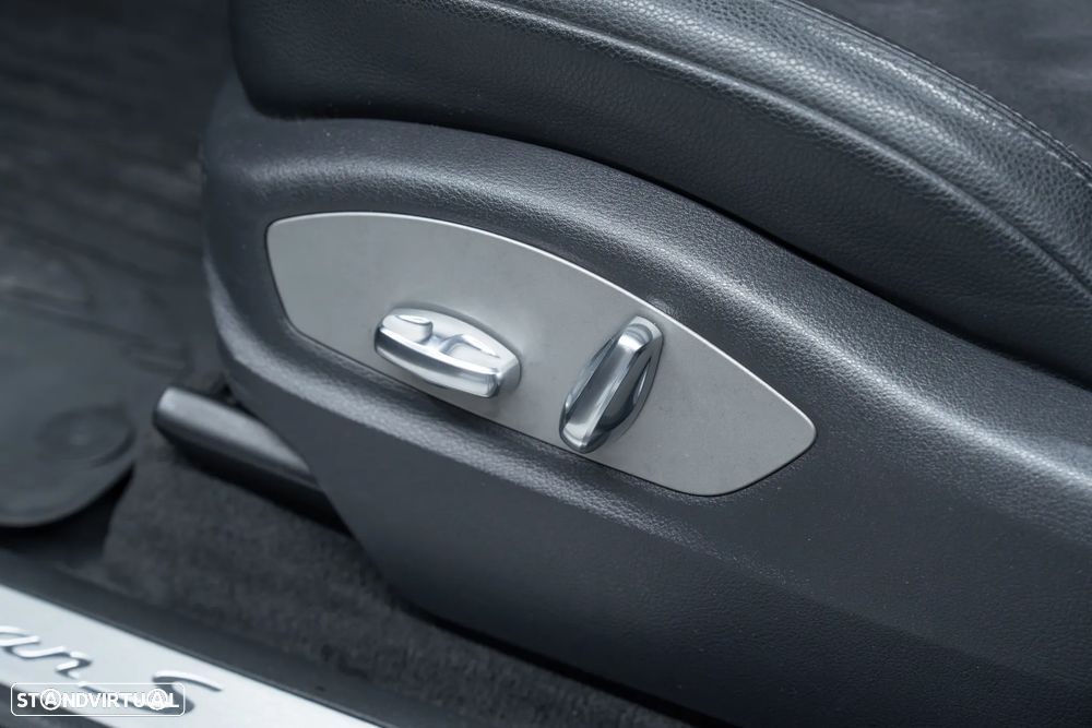 Porsche Macan S - 22