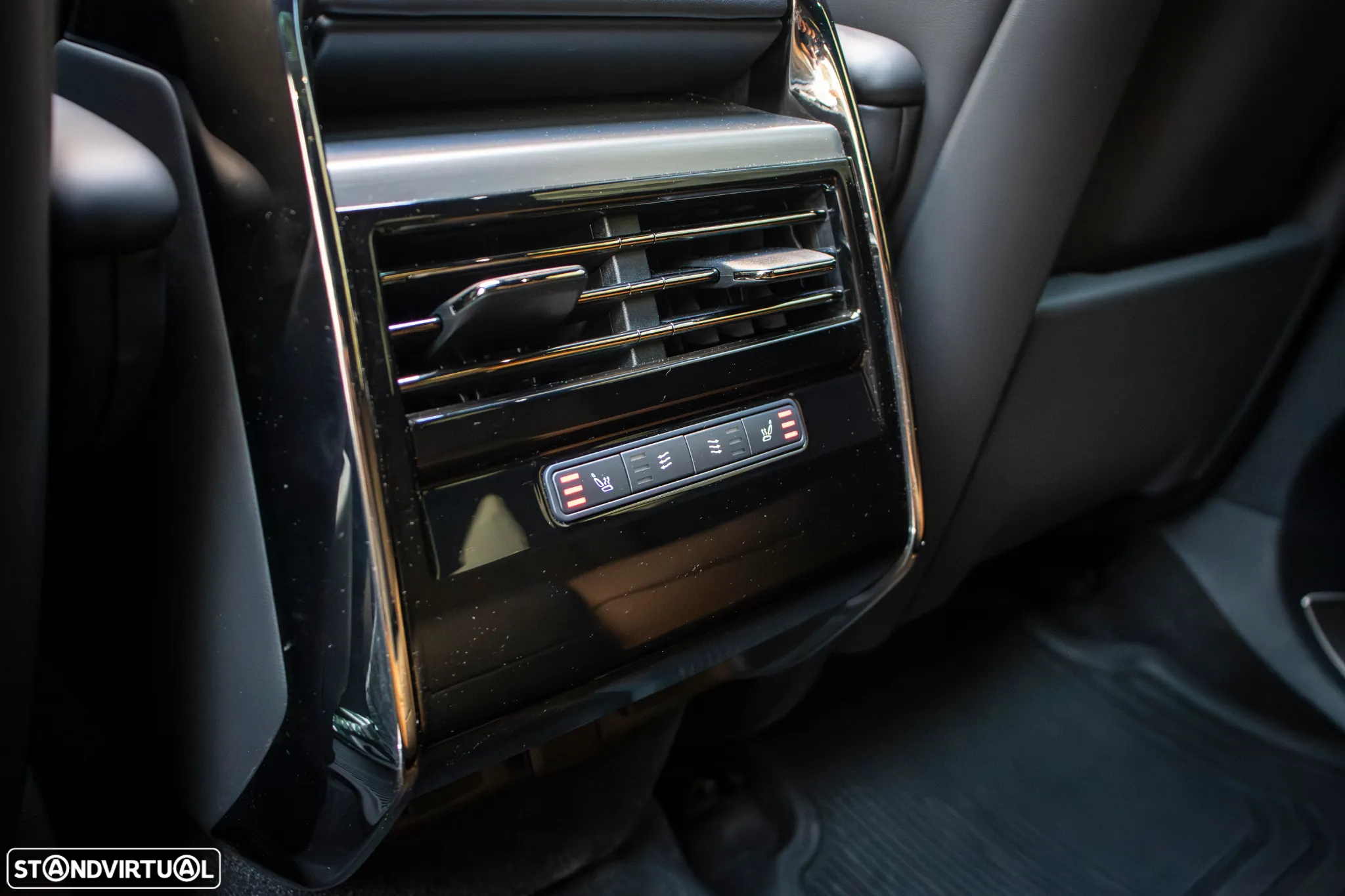 Land Rover Range Rover Sport 3.0 P460e Dynamic SE - 25