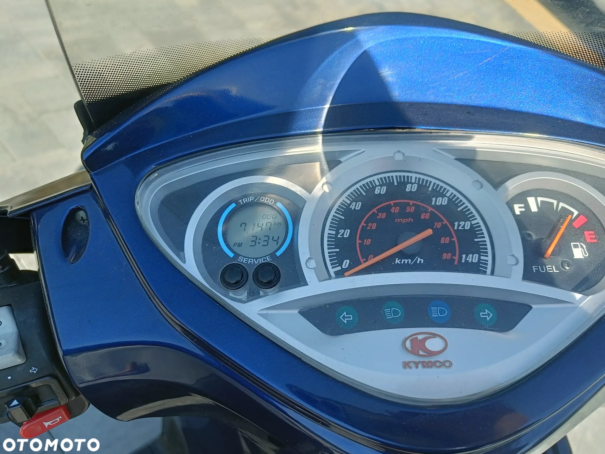 Kymco People - 6