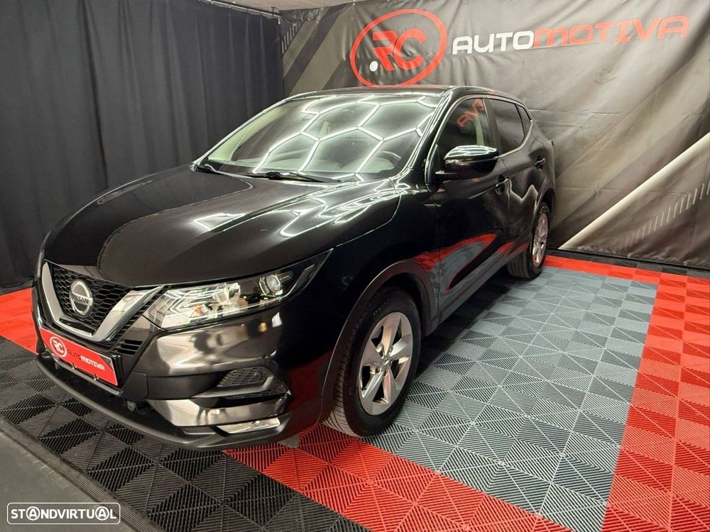 Nissan Qashqai 1.5 dCi N-Connecta J17 DCT - 4