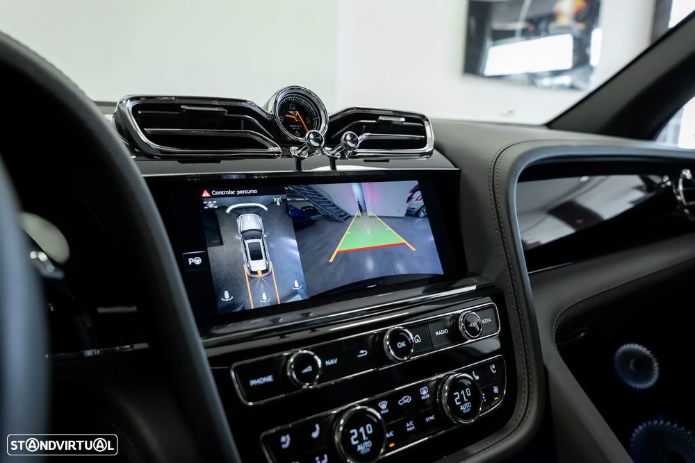 Bentley Bentayga V8 - 32