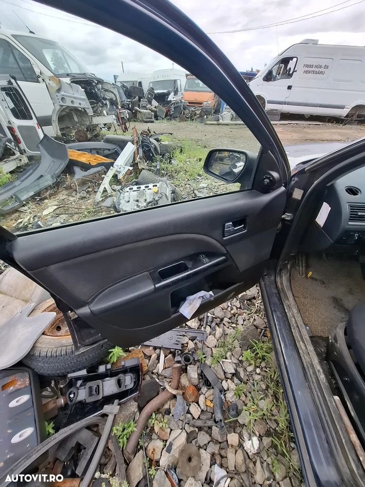 Dezmembrez Ford Mondeo mk 3 - 7