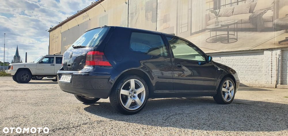 Volkswagen Golf 2.0 Highline - 31