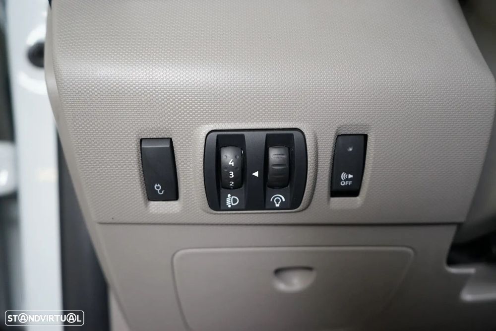 Renault Zoe (c/ Bateria) Life 40 - 26