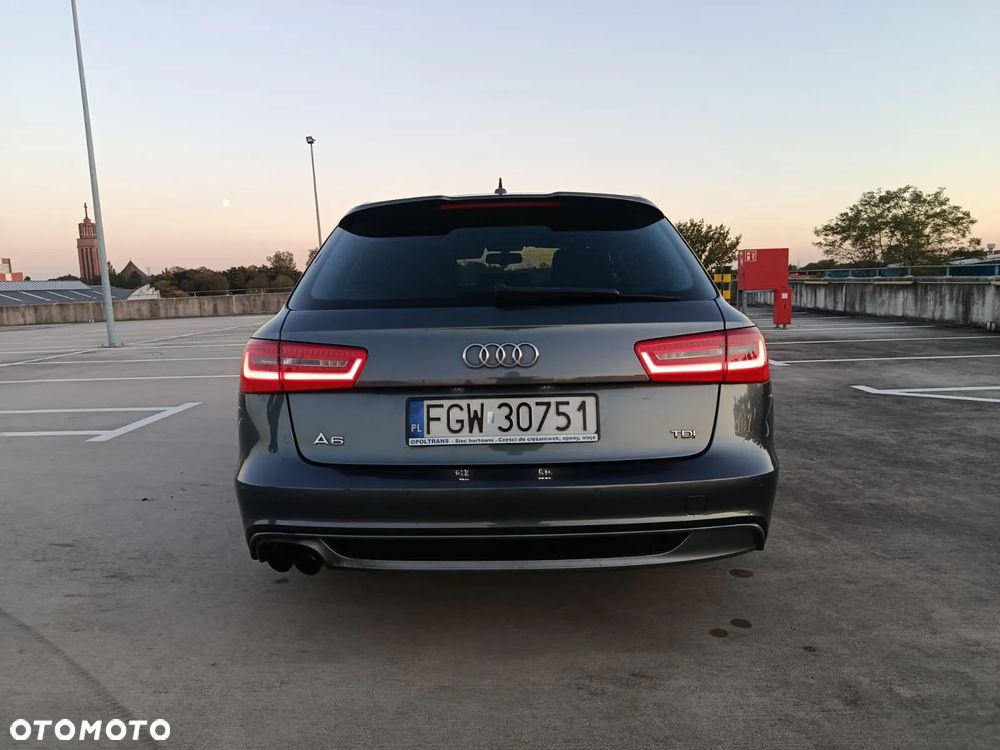 Audi A6 - 6