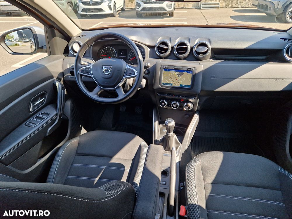 Dacia Duster TCe 150 GPF SL Orange - 3