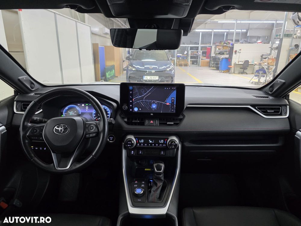 Toyota RAV4 2.5 PHEV VVT-iE 4x4 Style Bi-Tone - 10