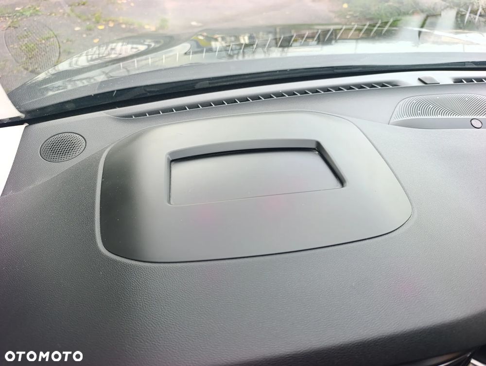 Ford Focus 1.5 EcoBlue STart-Stopp-System TITANIUM X - 22