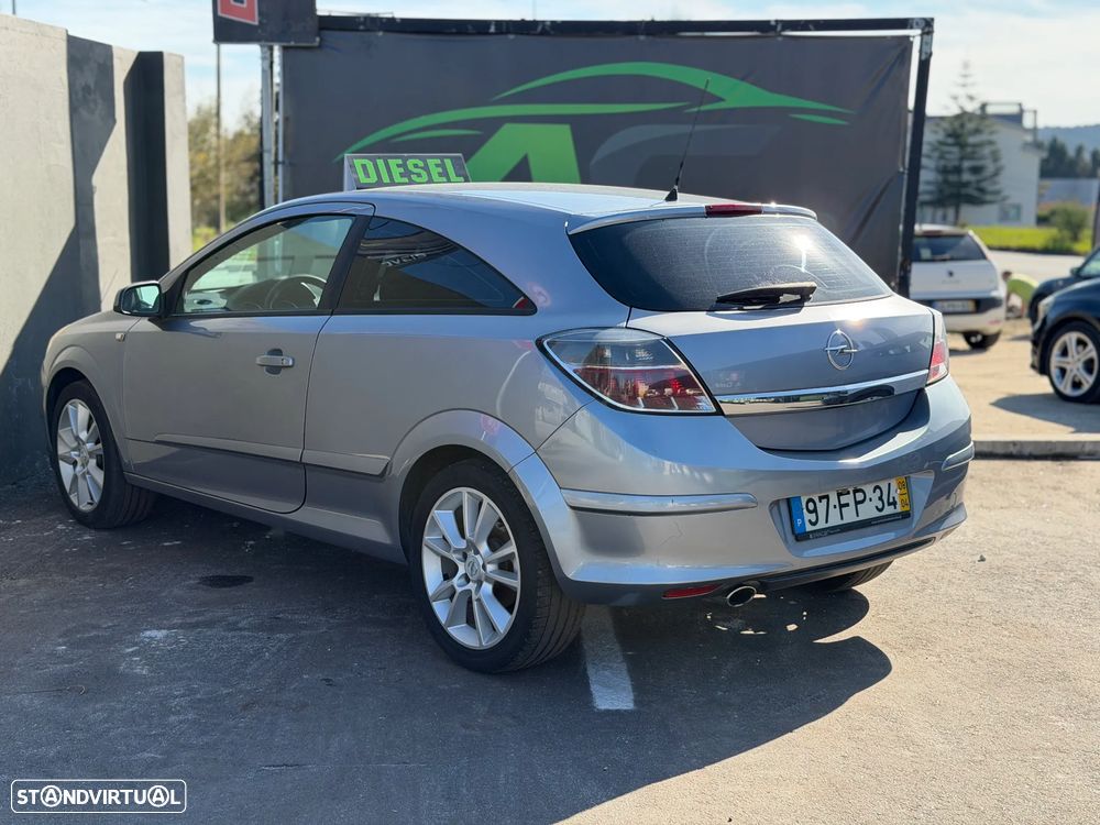 Opel Astra GTC 1.7 CDTI - 4