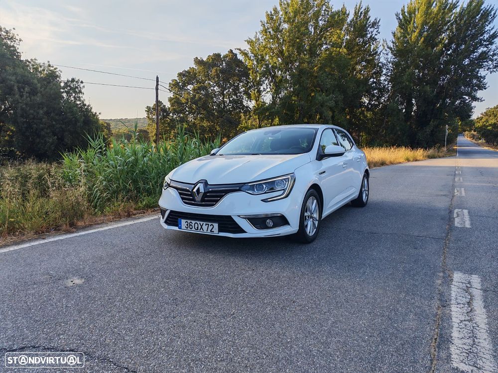 Renault Mégane 1.5 dCi Intens - 2