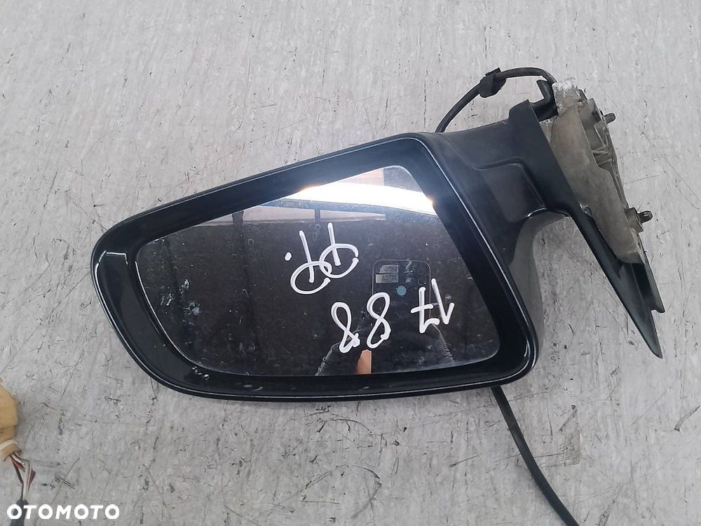 LUSTERKO PRAWE AUDI A4 B6 LY9B - 2