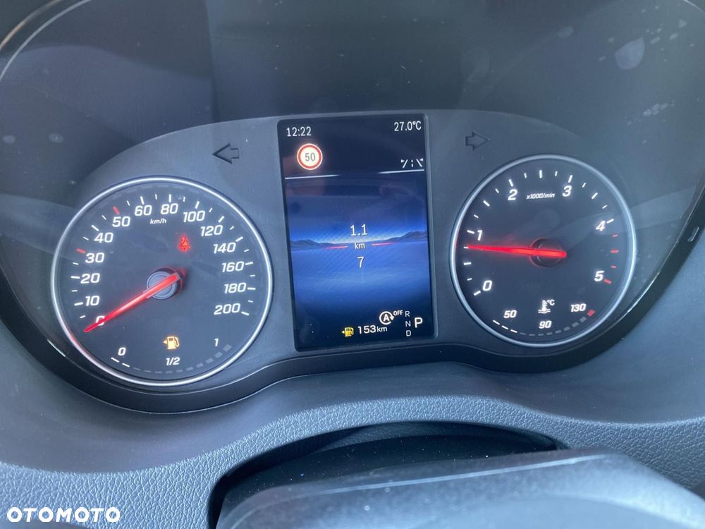 Mercedes-Benz Sprinter - 15