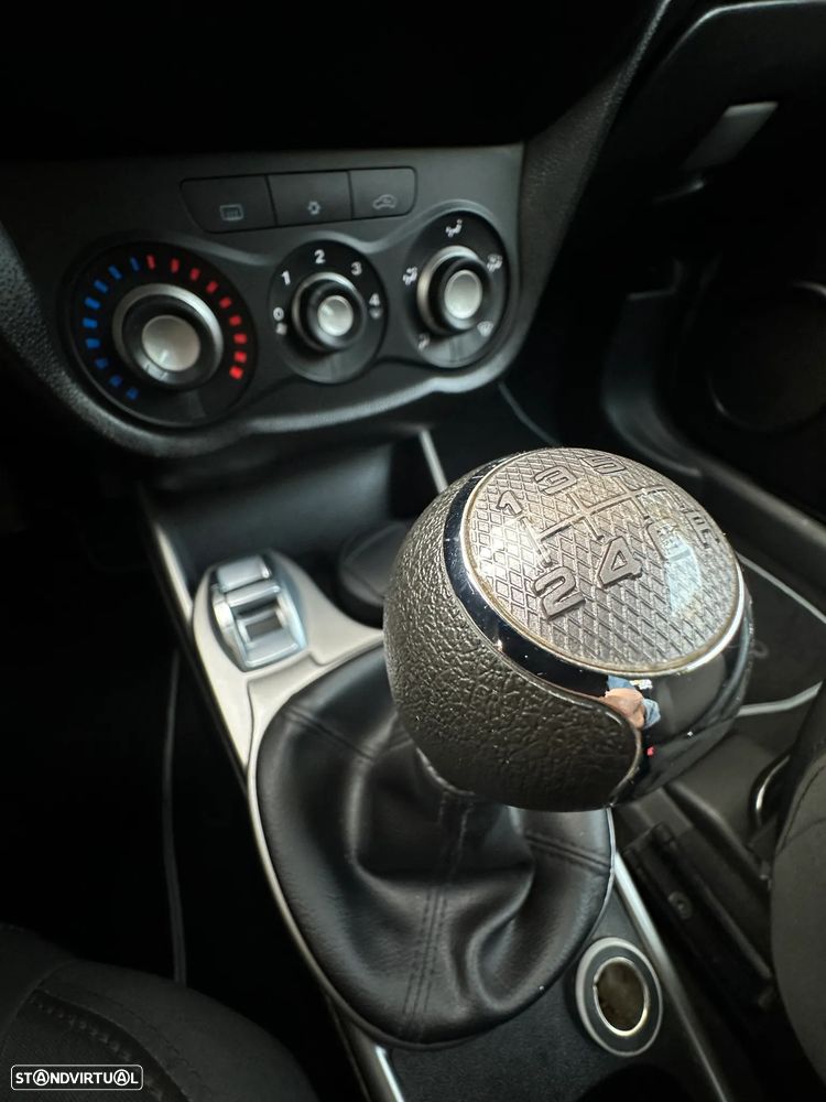 Alfa Romeo MiTo - 19